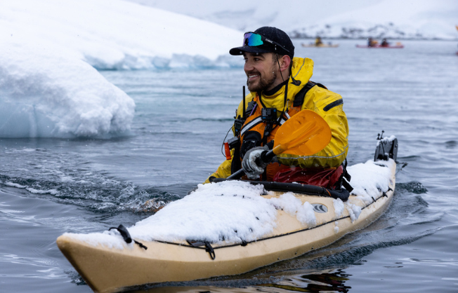 SEA KAYAK CLUB